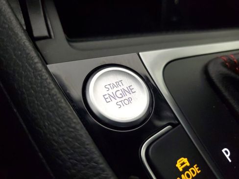 Used 2019 Volkswagen GTI Autobahn image 31