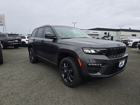 New 2025 Jeep Grand Cherokee Limited image 1