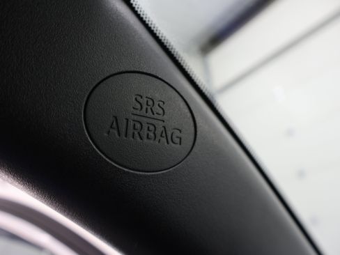 Used 2016 Toyota Tacoma TRD Off-Road image 37