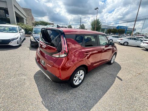 Used 2023 Kia Soul S FWD image 21
