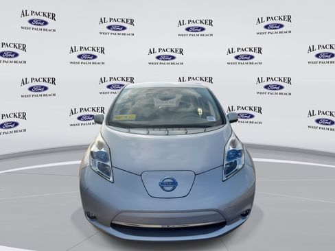Used 2012 Nissan Leaf SL image 8