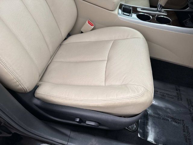 Used 2015 Nissan Altima 3.5 SL FWD image 8