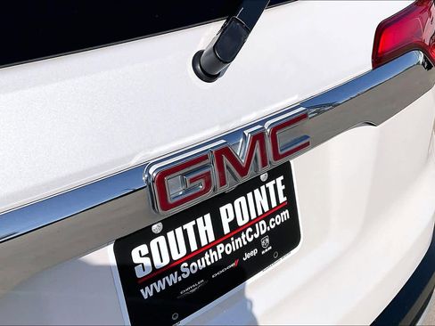 Used 2018 GMC Acadia SLT FWD image 10