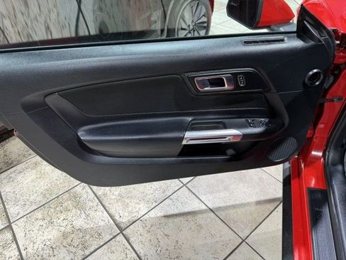 Used 2020 Ford Mustang GT image 21