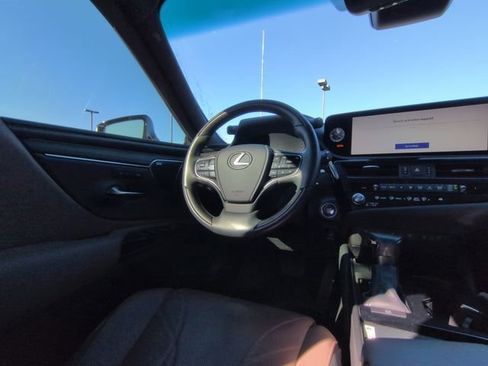 Used 2024 Lexus ES 350 Ultra Luxury image 7