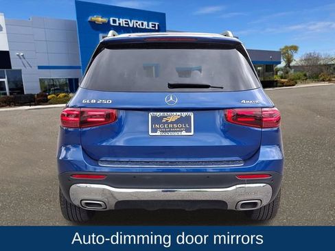 Used 2024 Mercedes-Benz GLB 250 4MATIC image 22