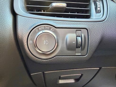 Used 2020 Buick Envision Preferred image 18