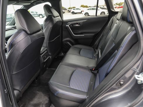 Certified 2023 Toyota RAV4 XSE w/ XSE Grade Weather Package AWD/4WD image 19