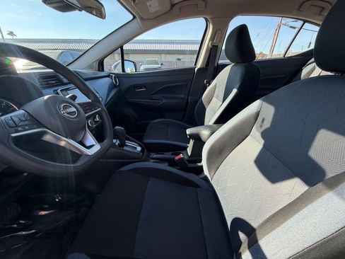 Used 2025 Nissan Versa SV image 24