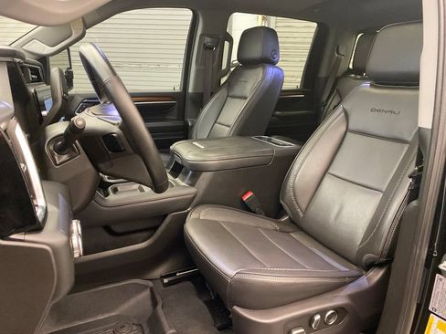 Used 2024 GMC Sierra 2500 Denali w/ Denali Reserve Package AWD/4WD image 19