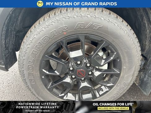 New 2026 Nissan Armada PRO-4X w/ Captain's Chari Seat Package AWD/4WD image 10