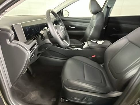 Certified 2025 Hyundai Tucson SEL AWD/4WD image 11