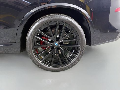 New 2026 BMW X5 xDrive40i w/ M Sport Package AWD/4WD image 28