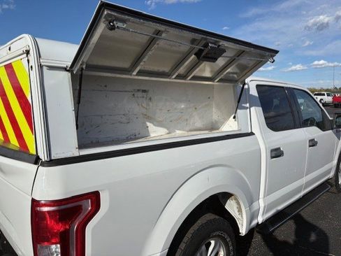 Used 2015 Ford F150 XLT w/ Trailer Tow Package image 11