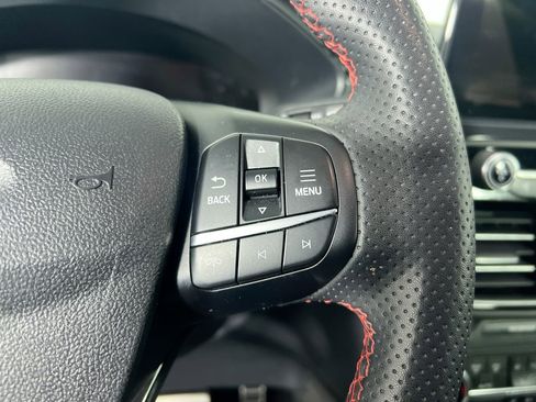 Used 2023 Ford Escape ST-Line FWD image 17