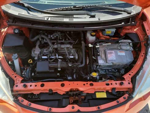 Used 2014 Toyota Prius C Two FWD image 32