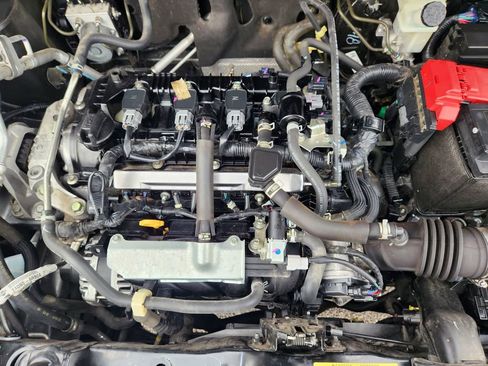 Used 2024 Nissan Kicks SV image 30