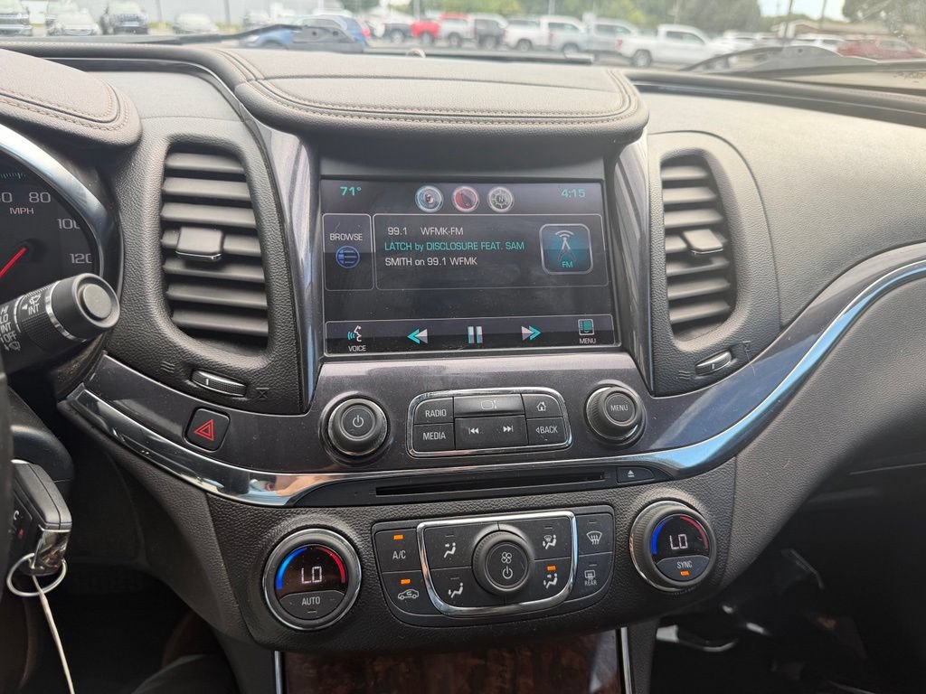 Used 2014 Chevrolet Impala LT w/ Convenience Package FWD image 13