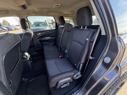 Used 2017 Dodge Journey SXT w/ Premium Group image 35