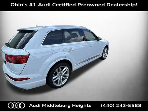 Used 2017 Audi Q7 3.0T Prestige AWD/4WD image 4