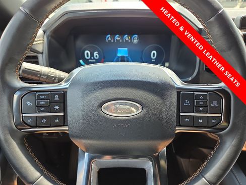 Used 2024 Ford Expedition Platinum AWD/4WD image 24