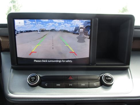 Used 2022 Ford Maverick Lariat w/ Lariat Luxury Package FWD image 29