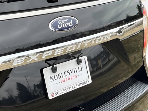 Used 2019 Ford Expedition Limited image 13