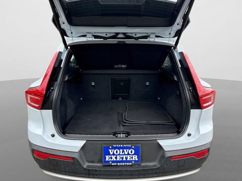 Certified 2024 Volvo XC40 B5 Plus w/ Climate Package AWD/4WD image 24