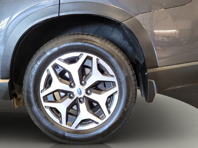 Used 2020 Subaru Forester Premium AWD/4WD image 21