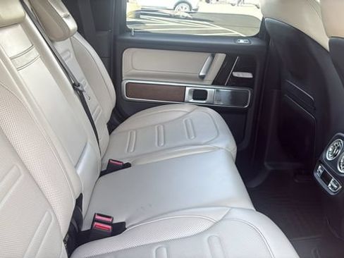 Used 2021 Mercedes-Benz G 550 image 16