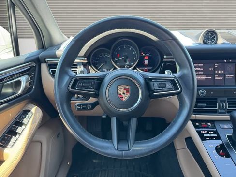 Used 2024 Porsche Macan AWD/4WD image 13