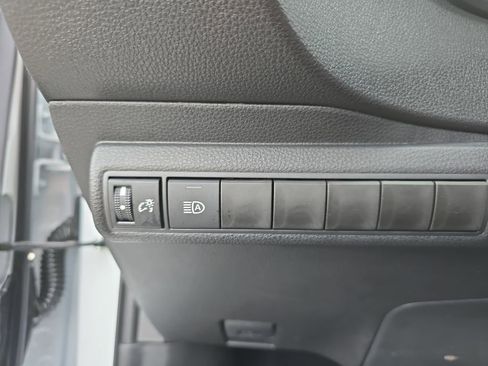 Used 2026 Toyota Corolla LE FWD image 27
