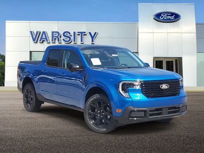 New 2025 Ford Maverick Lariat w/ Black Appearance Package