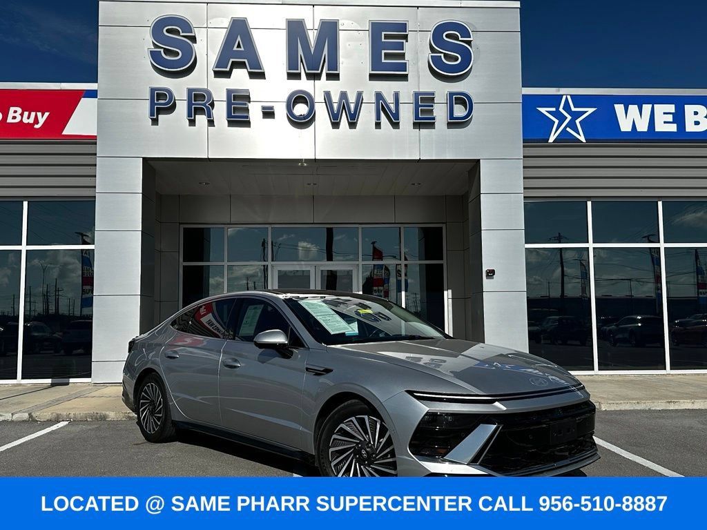 Used 2025 Hyundai Sonata Limited FWD image 1
