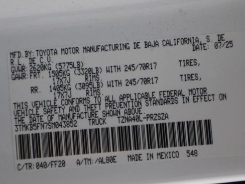 Used 2025 Toyota Tacoma SR5 RWD image 33