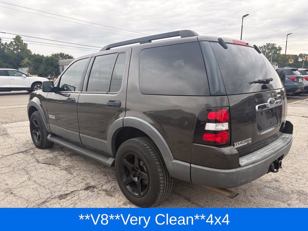 Used 2006 Ford Explorer XLT AWD/4WD image 12
