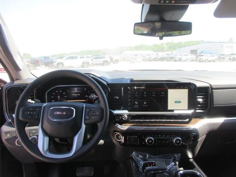 New 2026 GMC Sierra 1500 Elevation AWD/4WD image 17