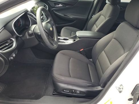 Used 2023 Chevrolet Malibu LT FWD image 17