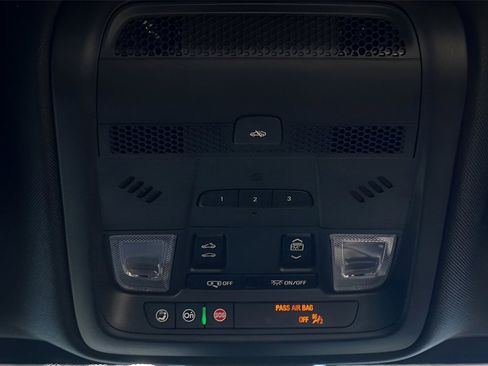 New 2026 Cadillac XT5 Sportv w/ LPO, Floor Liner Package image 25