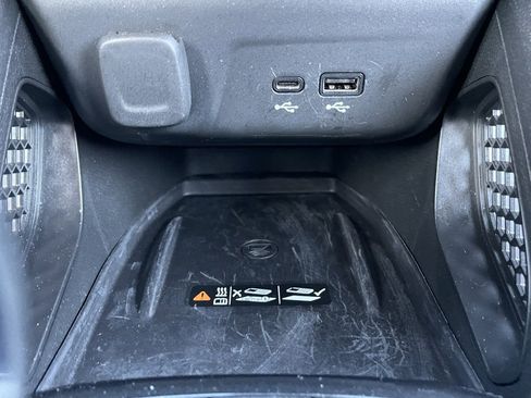 Used 2025 Chevrolet TrailBlazer RS w/ Convenience Package image 33