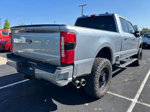 Used 2023 Ford F250 Lariat w/ Lariat Ultimate Package AWD/4WD image 3