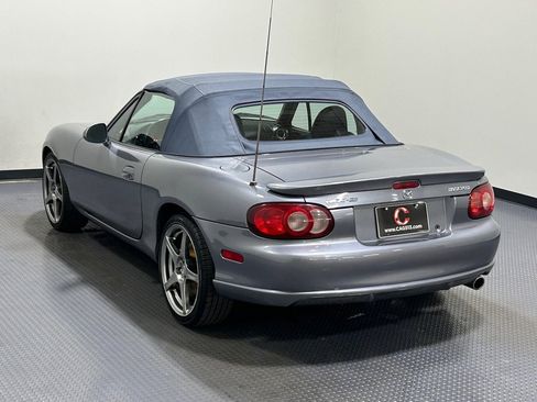 Used 2004 MAZDA MX-5 Miata MAZDASPEED w/ Grand Touring Pkg image 7