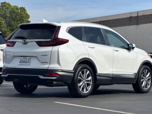 Used 2020 Honda CR-V Touring image 2