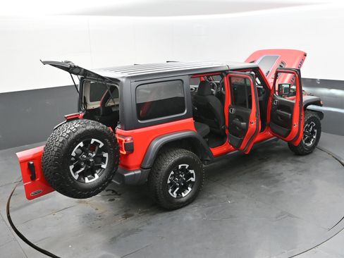 Used 2024 Jeep Wrangler Unlimited Rubicon 4xe image 47