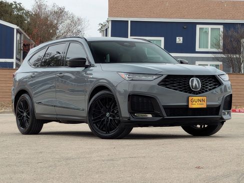 Used 2025 Acura MDX A-Spec image 2
