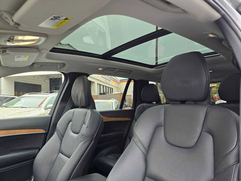 Certified 2024 Volvo XC90 T8 Plus w/ Protection Package Premier image 23