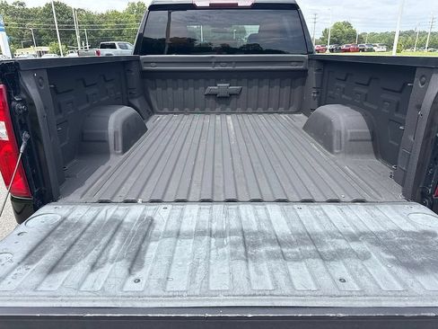 Used 2021 Chevrolet Silverado 1500 RST AWD/4WD image 13