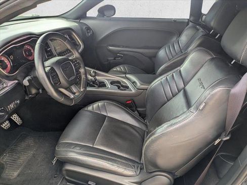 Used 2015 Dodge Challenger SRT Hellcat RWD image 15