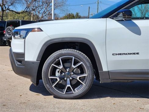 New 2026 Jeep Cherokee Overland image 6