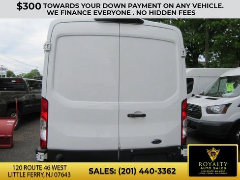 Used 2018 Ford Transit 350 148 Medium Roof image 4